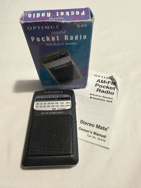 Vintage Optimus Pocket AM/FM Radio Built In Speaker In It’s Original Box Works!